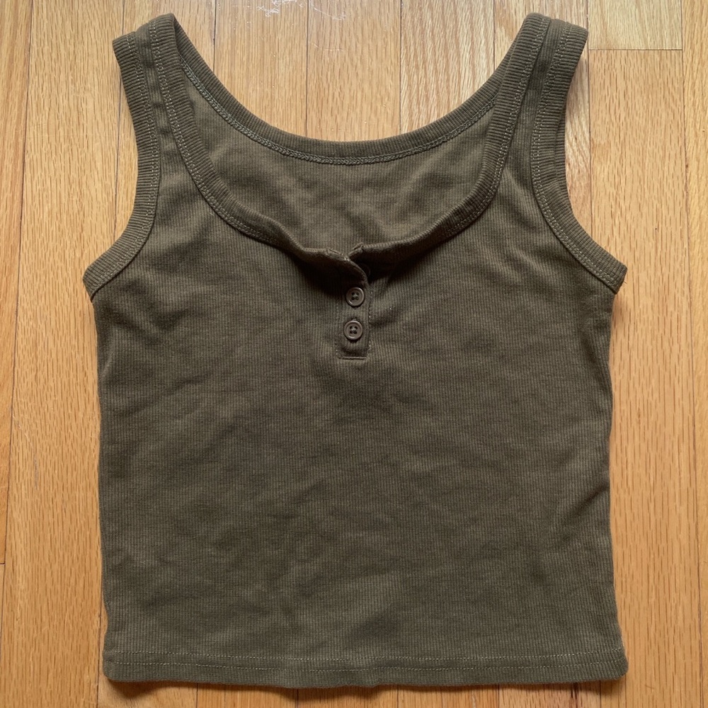 Green Button Tanktop